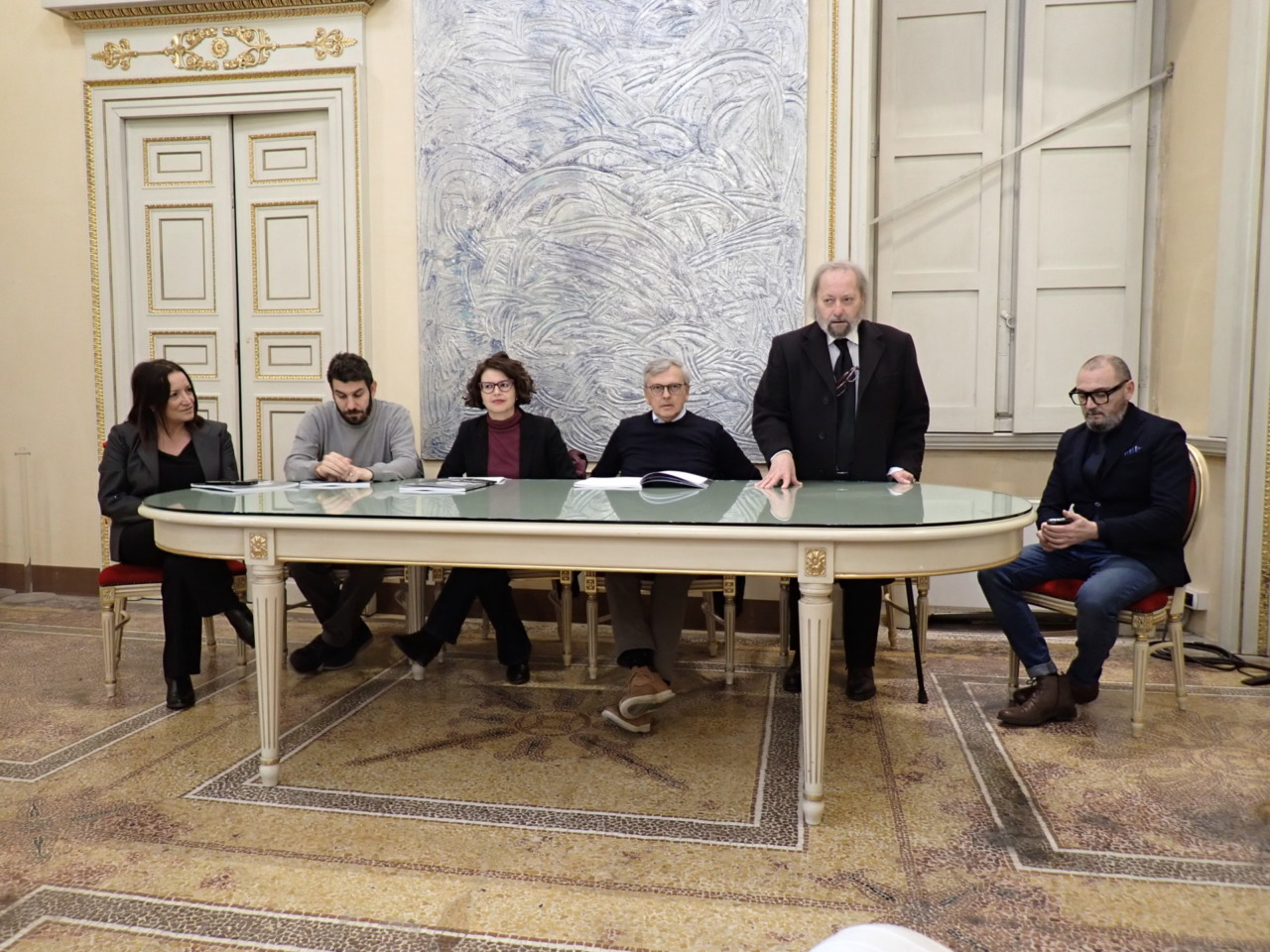 Giancarlo Curone: il “Cavaliere Azzurro” in mostra