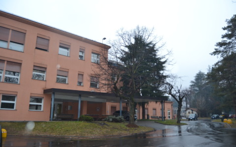 Gestione privata per gli ospedali di comunità, le opposizioni insorgono